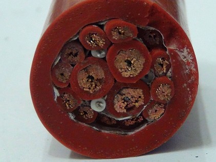 PUR聚氨酯电缆（适用于圆电缆）拖链电缆